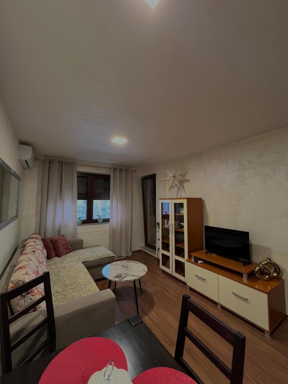 Apartman Basic Doboj Luaran gambar